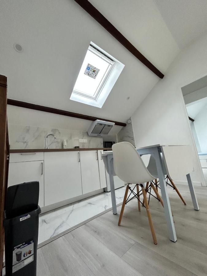 F3 Au Grenier D'Une Maison Massy  Exteriér fotografie