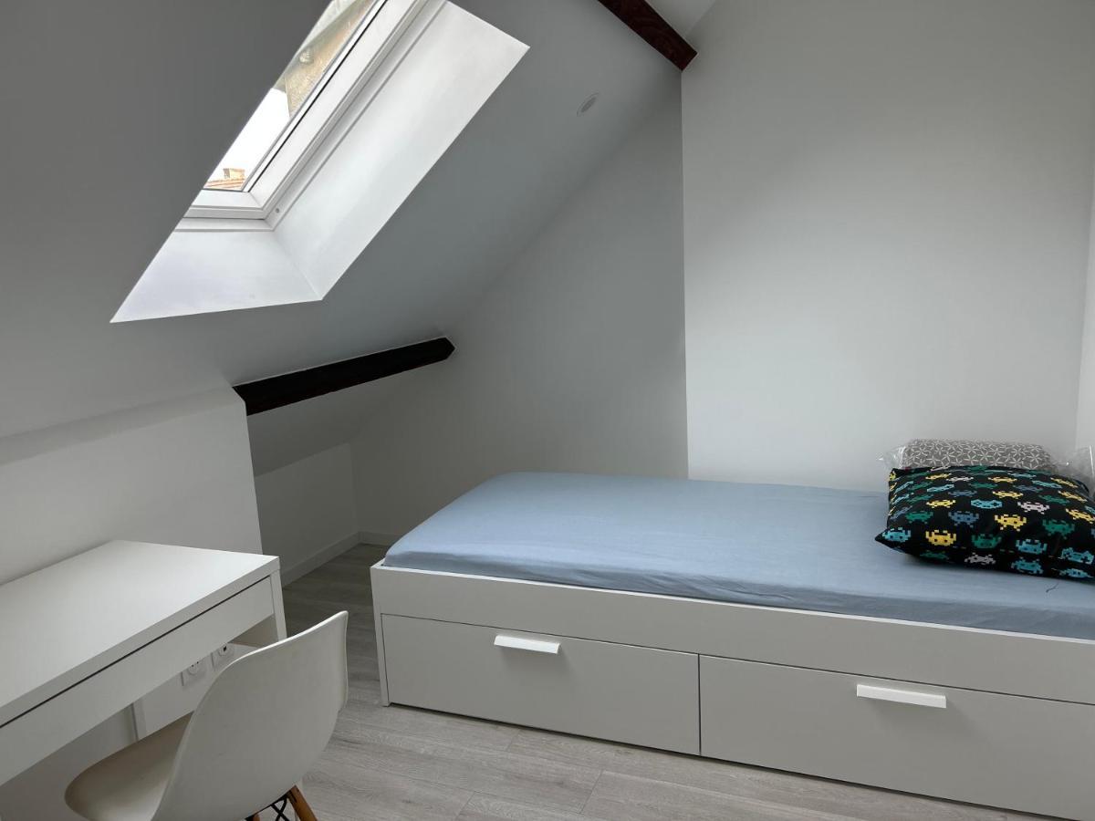F3 Au Grenier D'Une Maison Massy  Exteriér fotografie