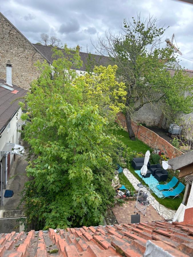 F3 Au Grenier D'Une Maison Massy  Exteriér fotografie
